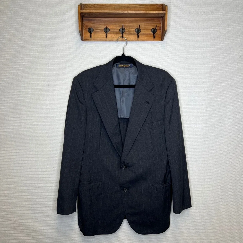 Brooks Brothers Mens Gray Pinstripe‎ Wool Blend Sport Coat Blazer Made in USA